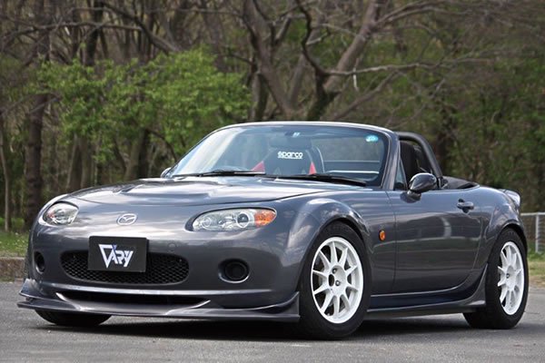 Glide Lip Spoiler (FRP + Black Gel Coat)