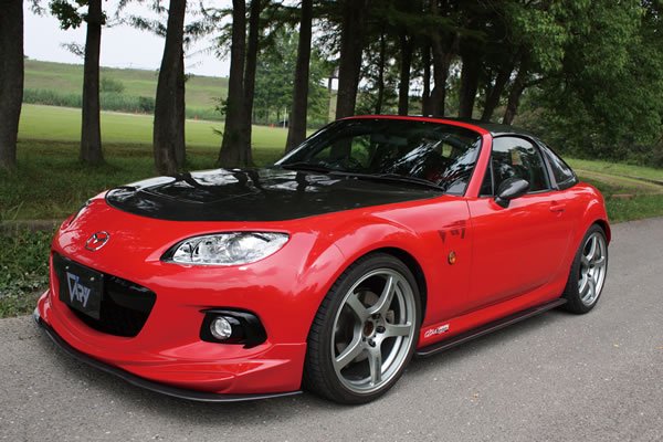 Urethane Lip Under Flap (Carbon)