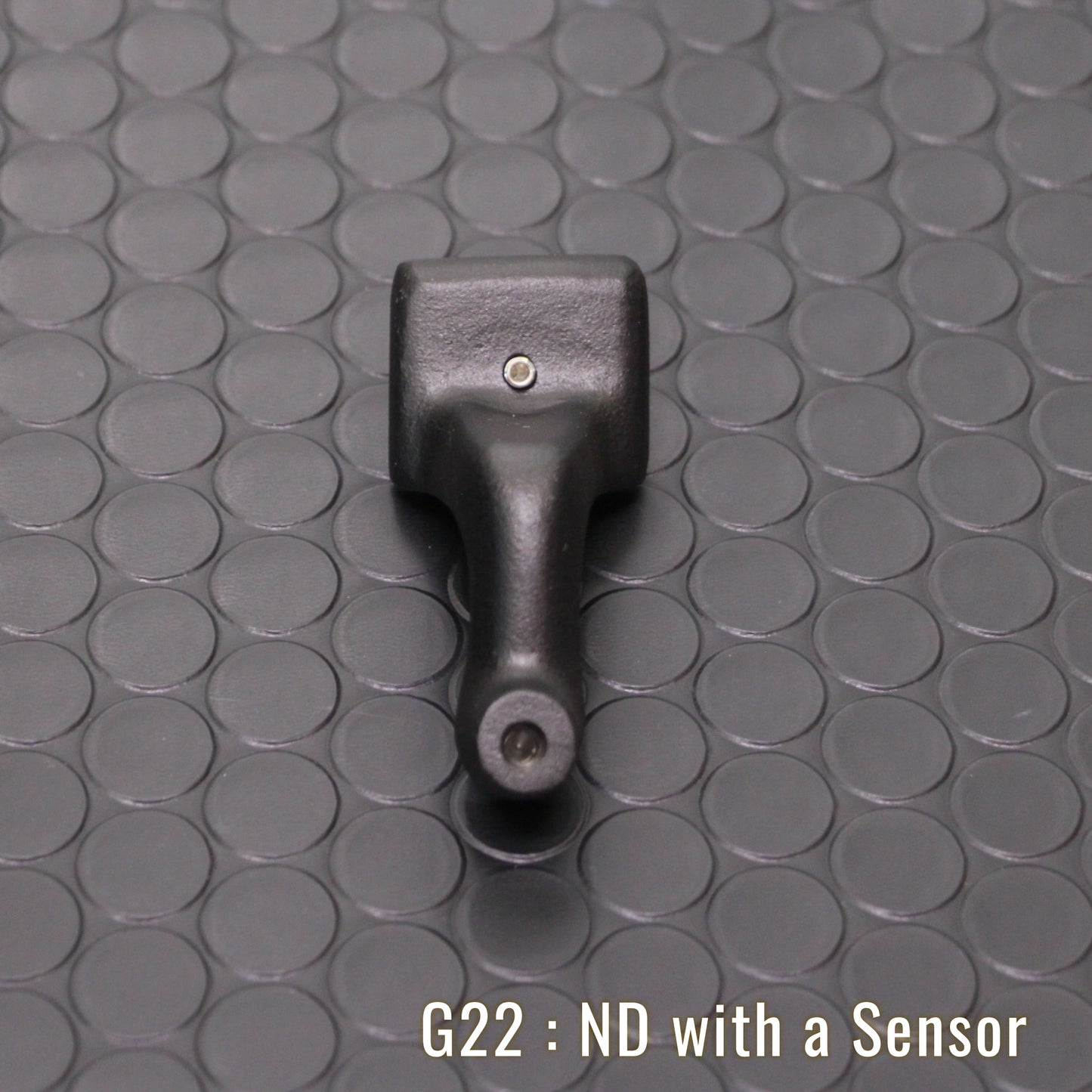 Mounting arm